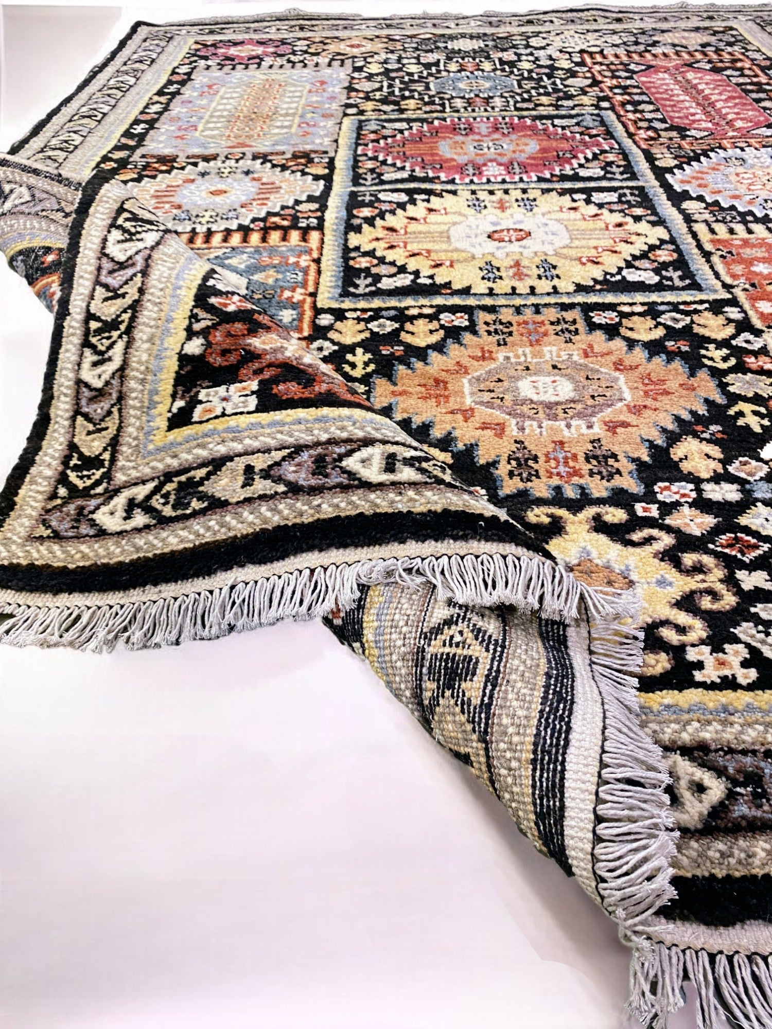 Grana Hand Knotted Rug Sample - 30 x 30 cm - Image 2